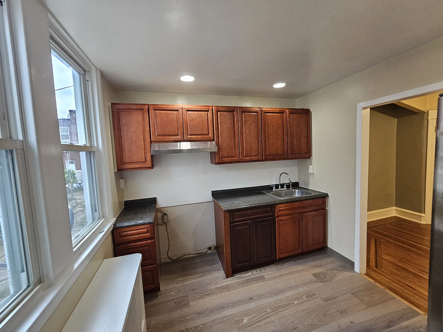 4008 Gilham st. - 1 — Photo 3