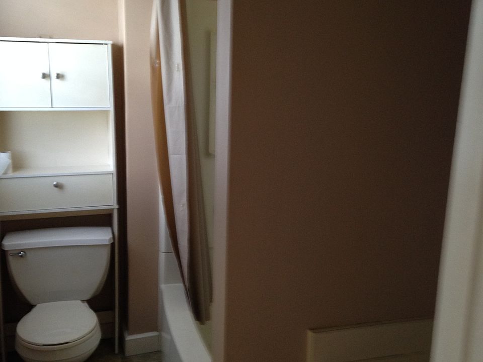 1st image of 107-109 Manhattan St