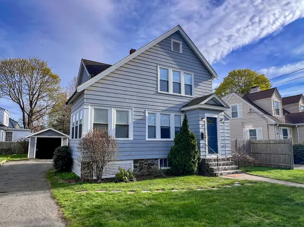 34 Lafayette St, Marblehead, MA 01945