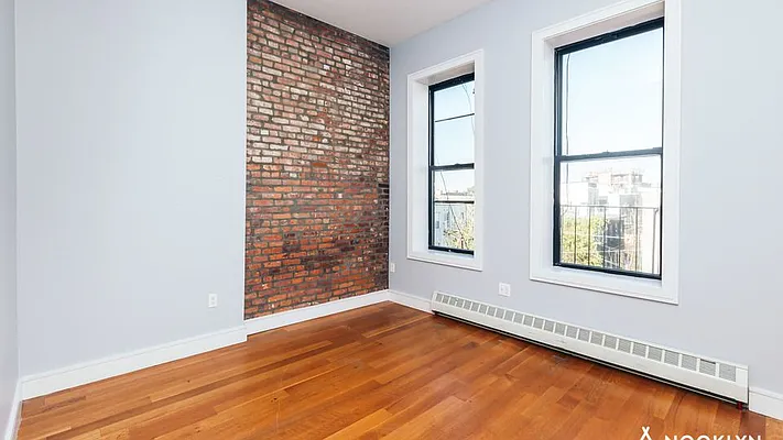 Rented by Nooklyn NYC LLC | media 31