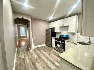 926 Montgomery St #1, Brooklyn, NY 11213