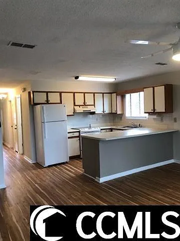 510 Fairwood Lakes Ln #19A — Photo 2