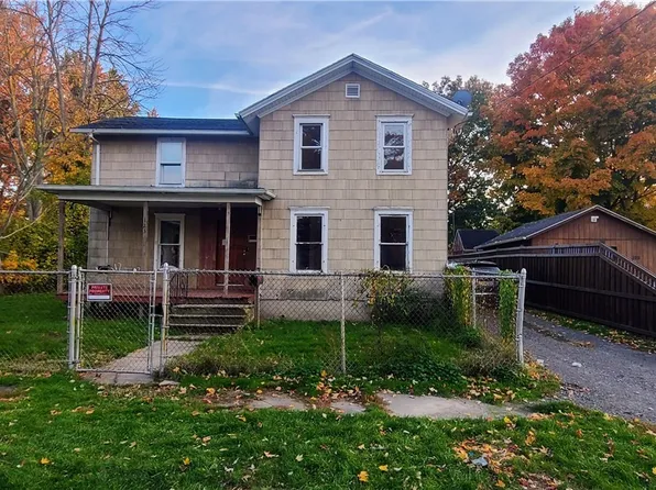 123 South Ave, Medina, NY 14103