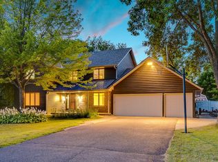 8949 Dallas Ln N, Maple Grove, MN 55369
