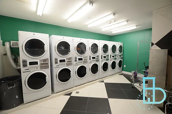 Rented by Brooklyn High Rise LLC | media 8