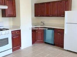 48 Arlington St, Arlington, MA 02474