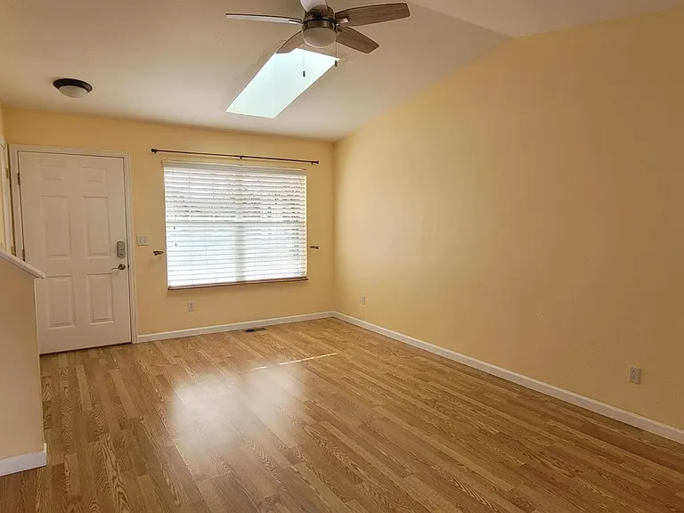 10885 Mount Bross Way — Photo 5