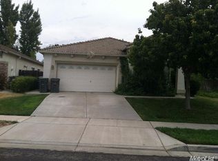3105 Half Moon Bay Cir, West Sacramento, CA 95691