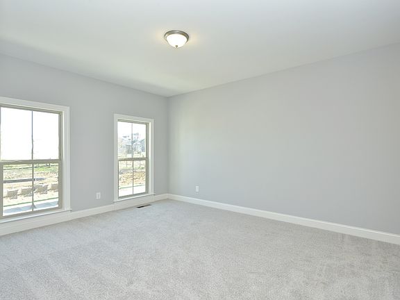 5th image of 4043 Foxglove Farm Dr Lot 7