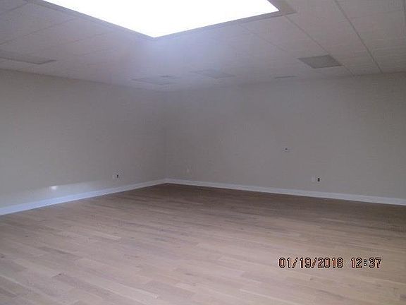 3rd image of 3468 Babcock Blvd
