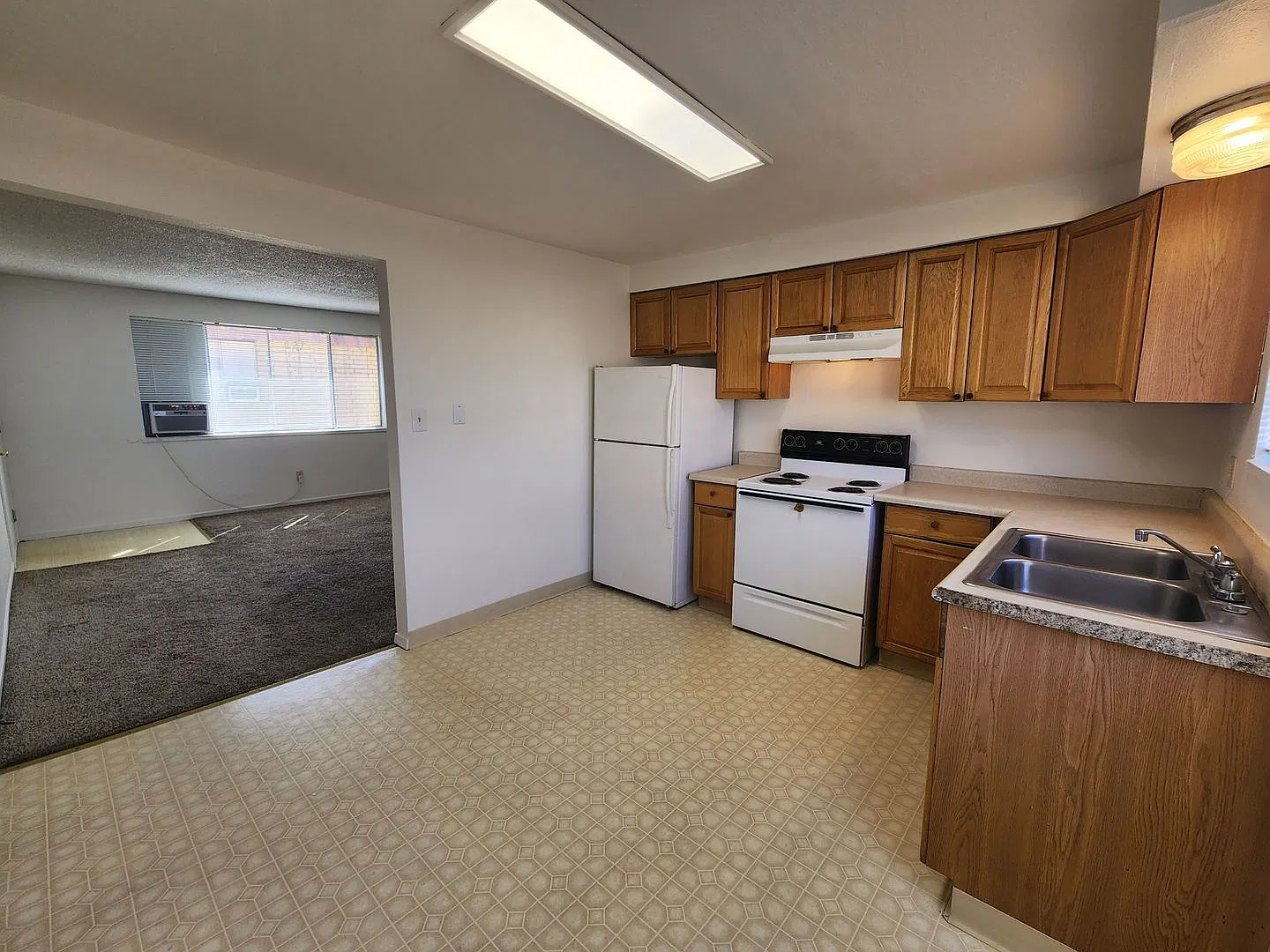 Woodside3508 — Photo 4