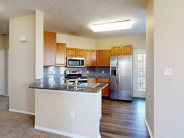 Ridge Pointe Villas — Photo 74
