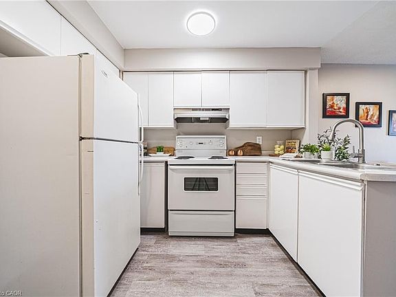 3rd image of 67 Valleyview Rd #46