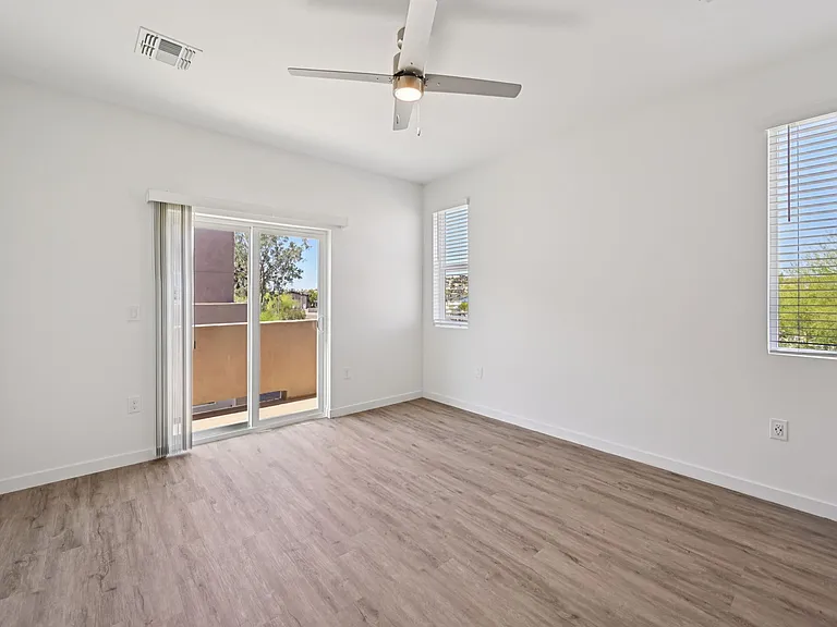 Agave Townhomes — Photo 29