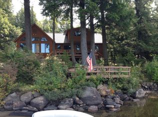 125 Pearson Ln, Lake Pleasant, NY 12108