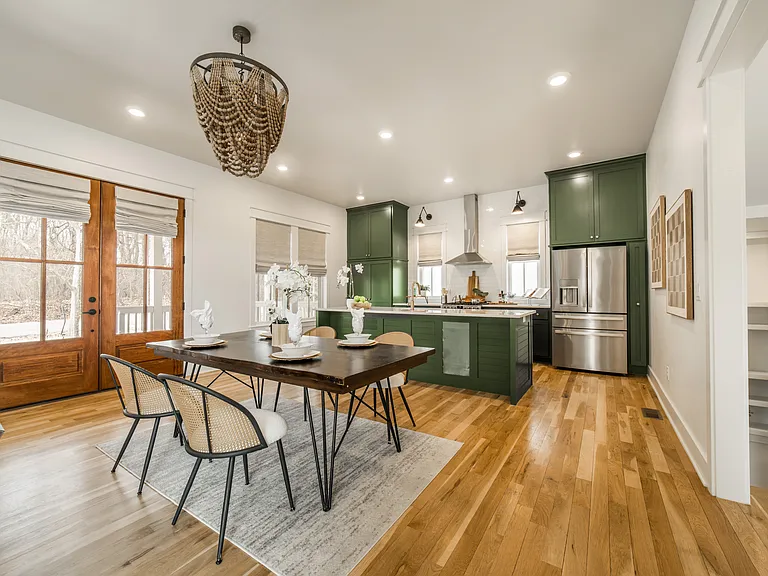 328 N Cross Ave — Photo 14