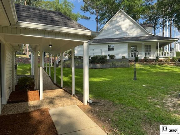 3rd image of 102 Eagle Lake Dr