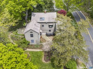 19 Farrell Rd, Newtown, CT 06470