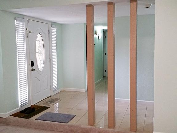 5th image of 1601 Fair Oaks Dr