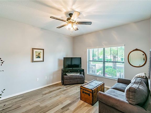 5th image of 11519 Palmetto Pne