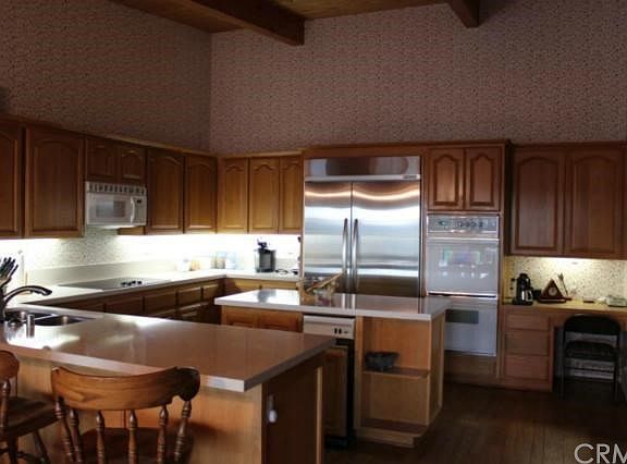 3rd image of 32950 Herbsville Ct