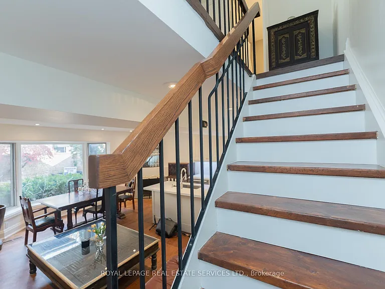 70 Shaftesbury Ave #4 — Photo 18