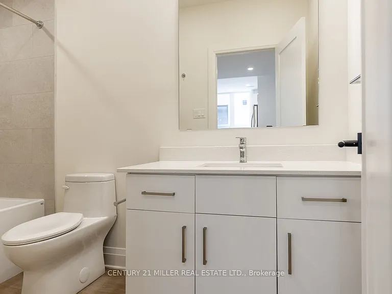 153 Richardson St #B — Photo 11