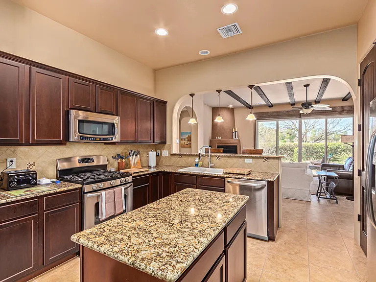 204 Circulo Veranera — Photo 6
