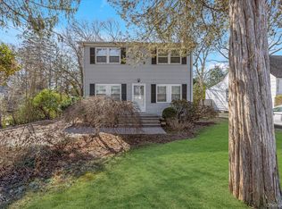 42 E 16th Street, Huntington Station, NY
