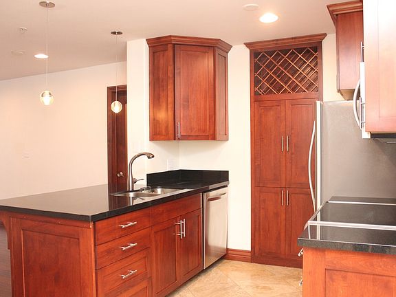 4th image of 1435 India St Unit 213