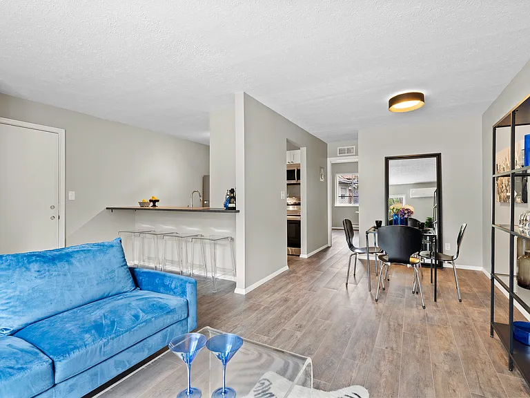 10526 Clifton Blvd #103 — Photo 8