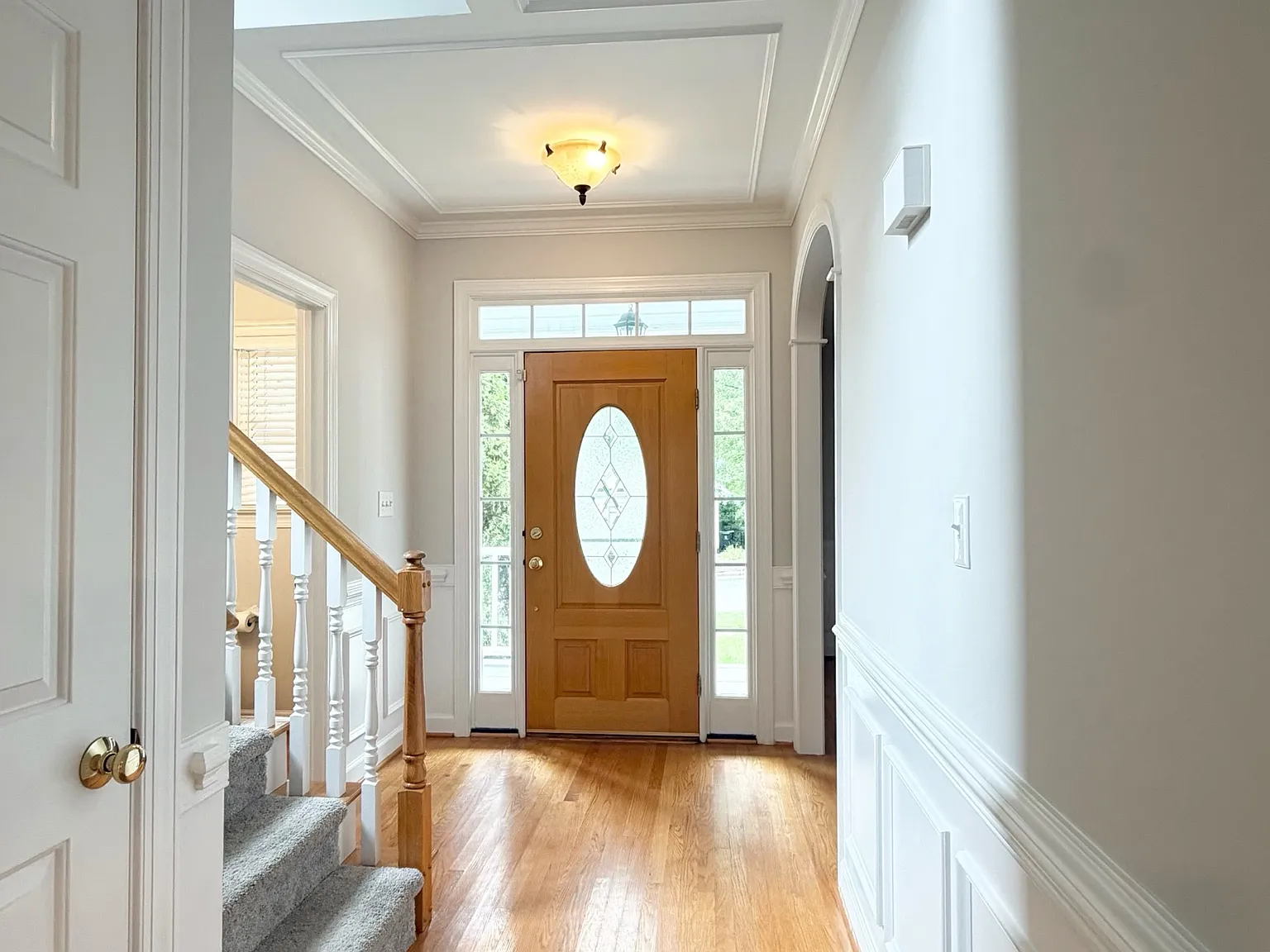 3 bed, 2.5 bath, 1885 sqft, $2,450 — Photo 4