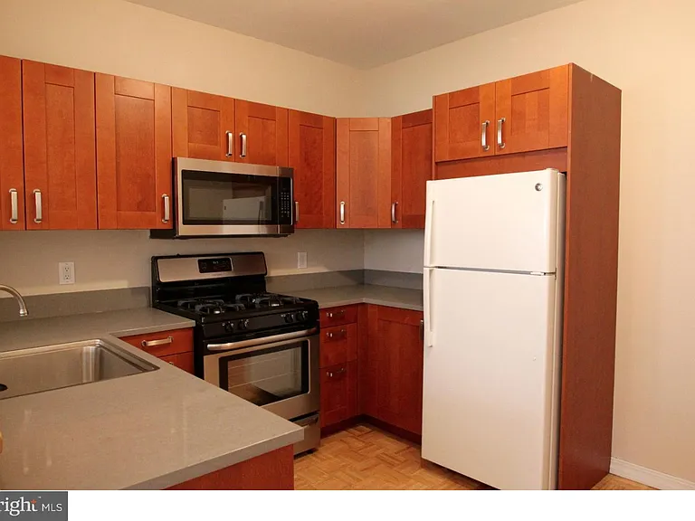 2011 Brandywine St #1 — Photo 2