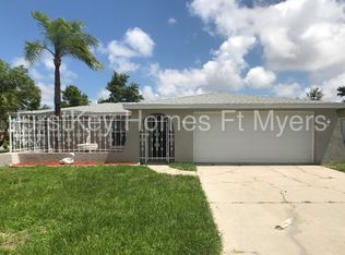 7205 Ivanhoe Dr, Port Richey, FL 34668