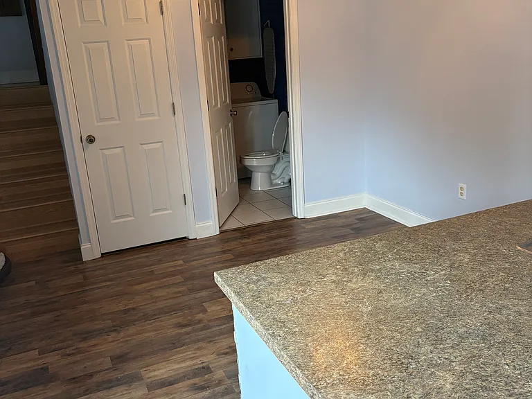 2940 Peach St — Photo 4