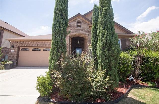 1st image of 1263 Hyde Park Dr