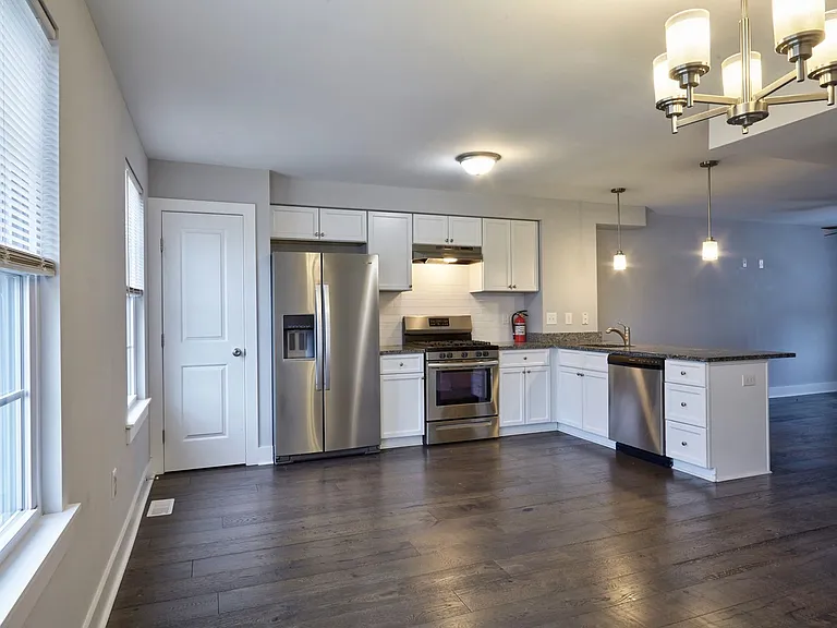 2102 E Oak Rd #F2 — Photo 14