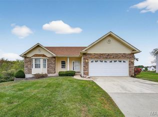 406 Barleyfield Ct, Wentzville, MO 63385
