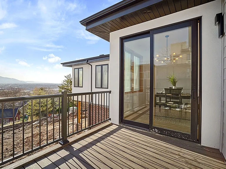 Kitchen Deck