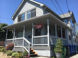 952 N 80th St APT 2, Seattle, WA 98103