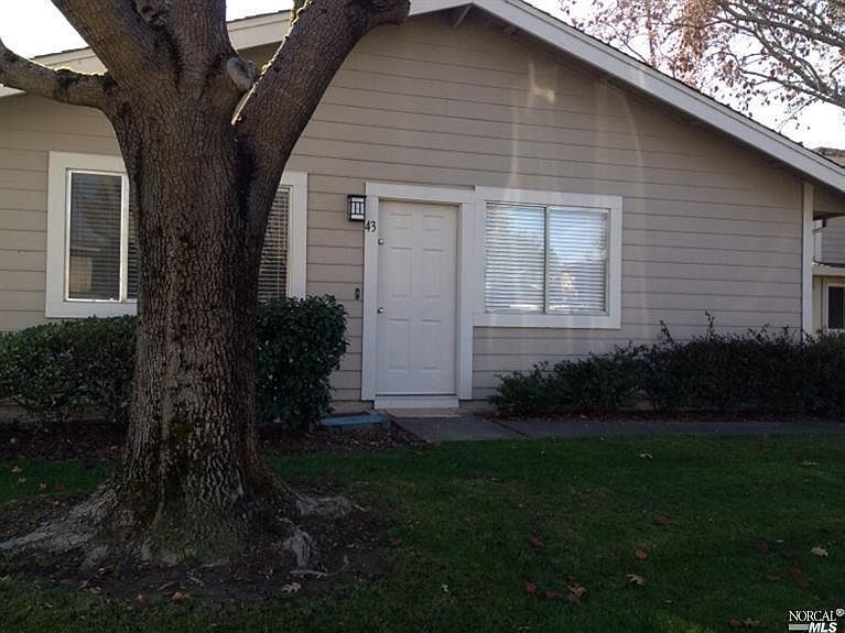 2nd image of 43 Los Padres Cir