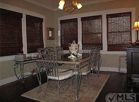 5th image of 322 Seaspray Ave