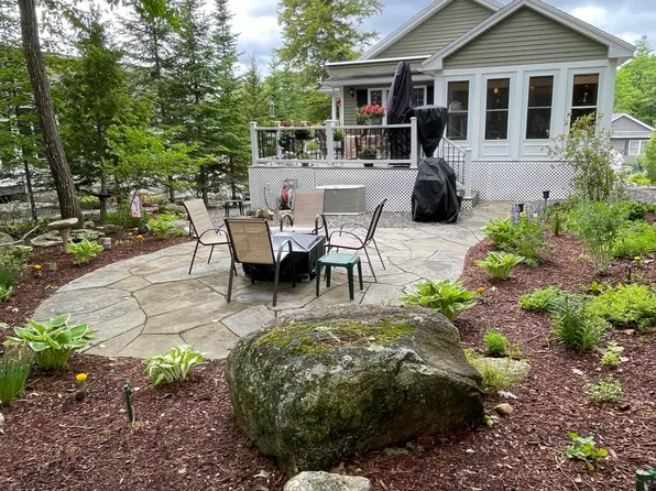 1366 Deer Run, Casco, ME 04015