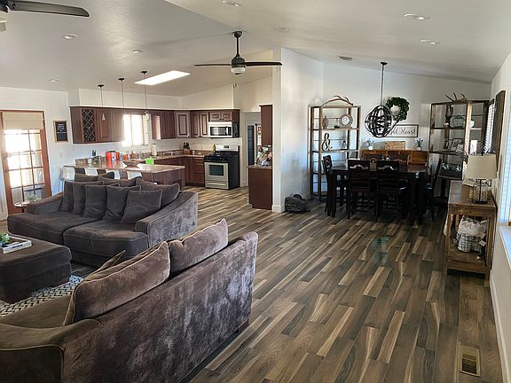 4th image of 4805 Samantha Ln