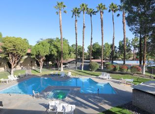 2821 N Los Felices Cir W UNIT 204, Palm Springs, CA 92262