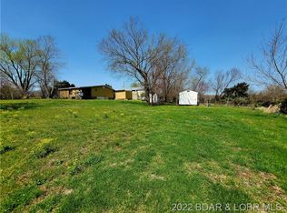 13416 Hoosier Rd, Versailles, MO 65084