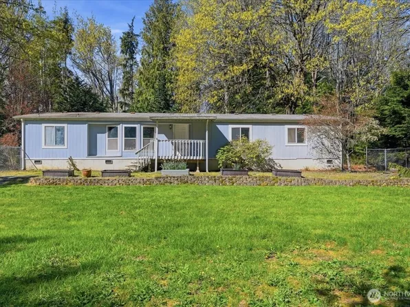 3218 Cherry Tree Lane, Camano Island, WA 98282