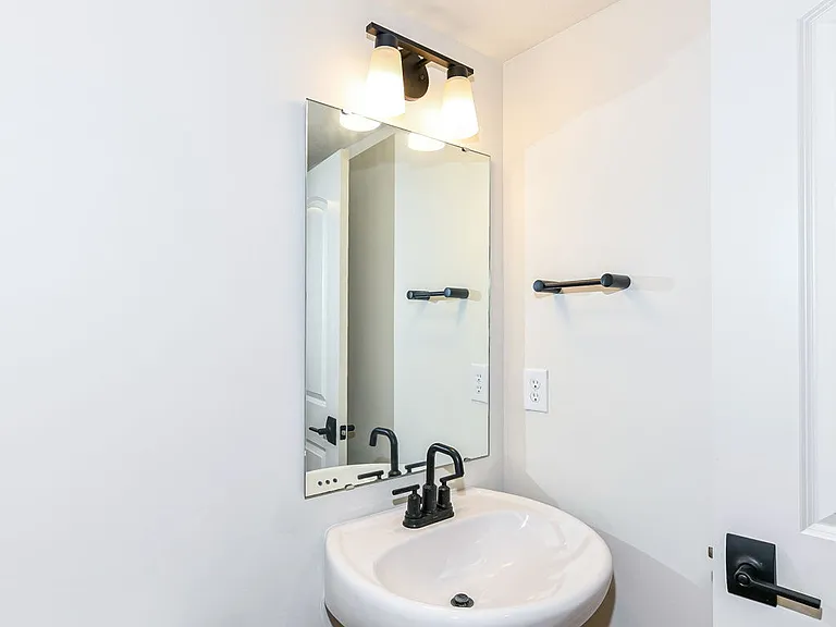 14567 Brecon Ln — Photo 24