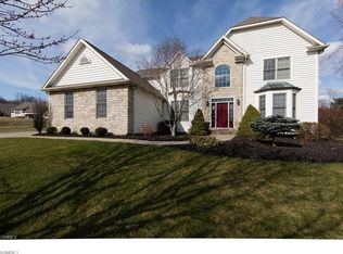 6415 Stoneywood Cir NW, Canton, OH