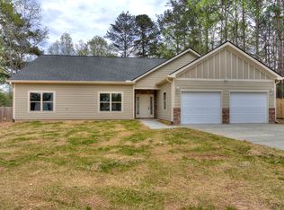 6842 Mohawk Dr, Acworth, GA 30102